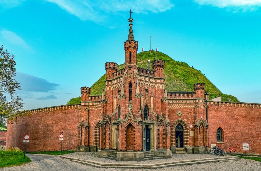 kosciuszko's mound, monument, wall-4477771.jpg