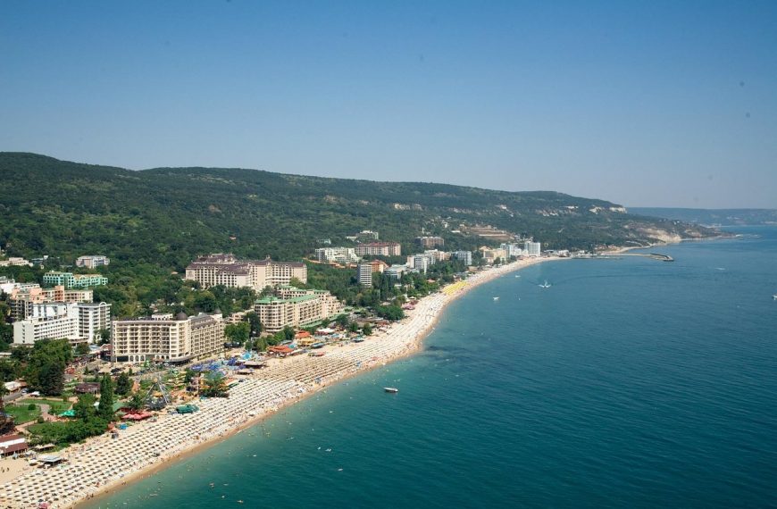 Youth Exchange: Do Something Drastic, Cut The Plastic