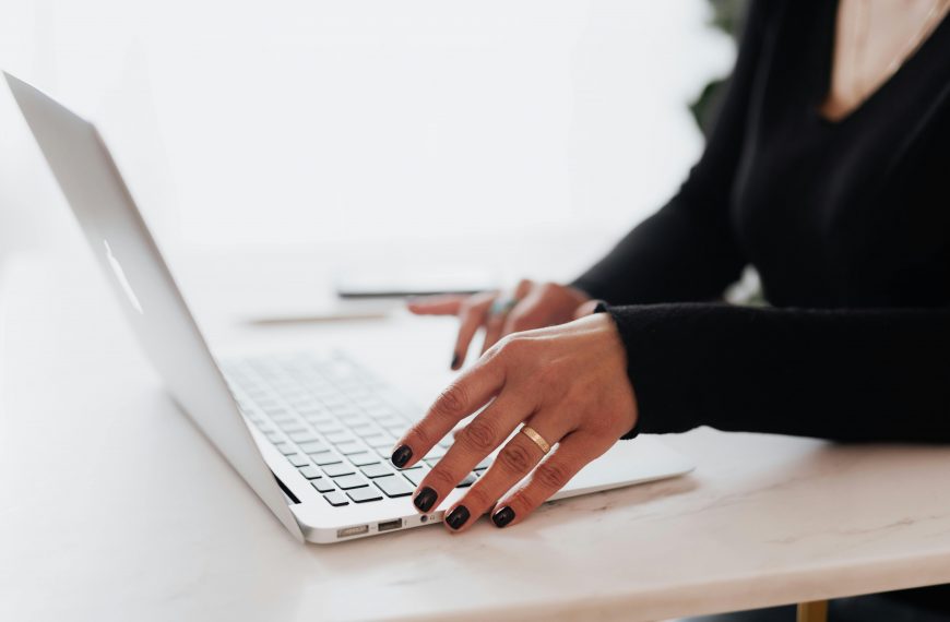 Youth Work Seal: Online Meeting