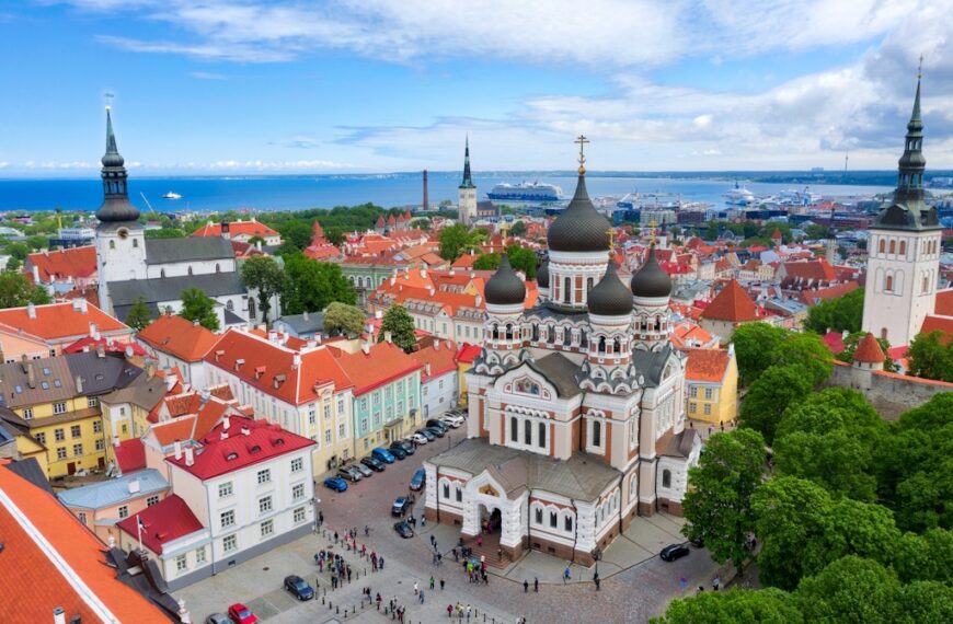 Youth Exchange: Youth-Cast